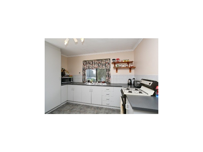 34 Sterling Court, Smithfield Plains SA 5114