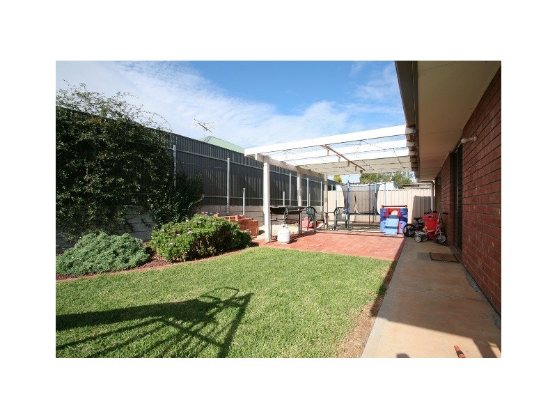 34 Sterling Court, Smithfield Plains SA 5114