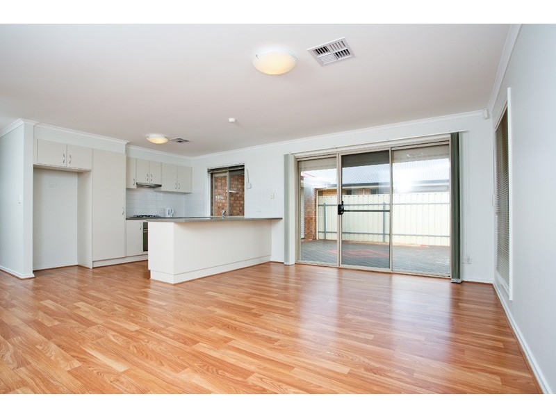 1 Strathaird Court, Smithfield SA 5114