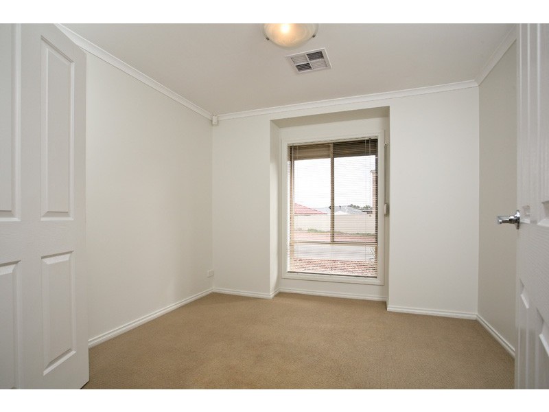 1 Strathaird Court, Smithfield SA 5114