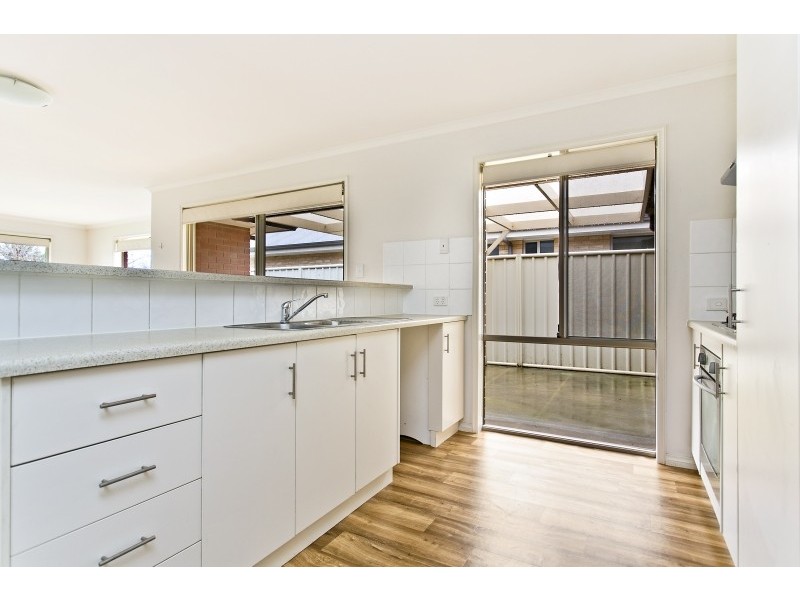 40 Strathaird Boulevard, Smithfield SA 5114