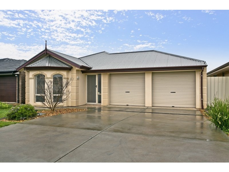 40 Strathaird Boulevard, Smithfield SA 5114
