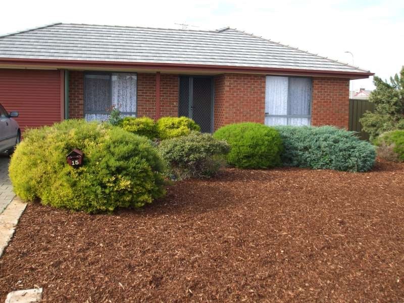 15 Pyrus Crescent, Andrews Farm SA 5114
