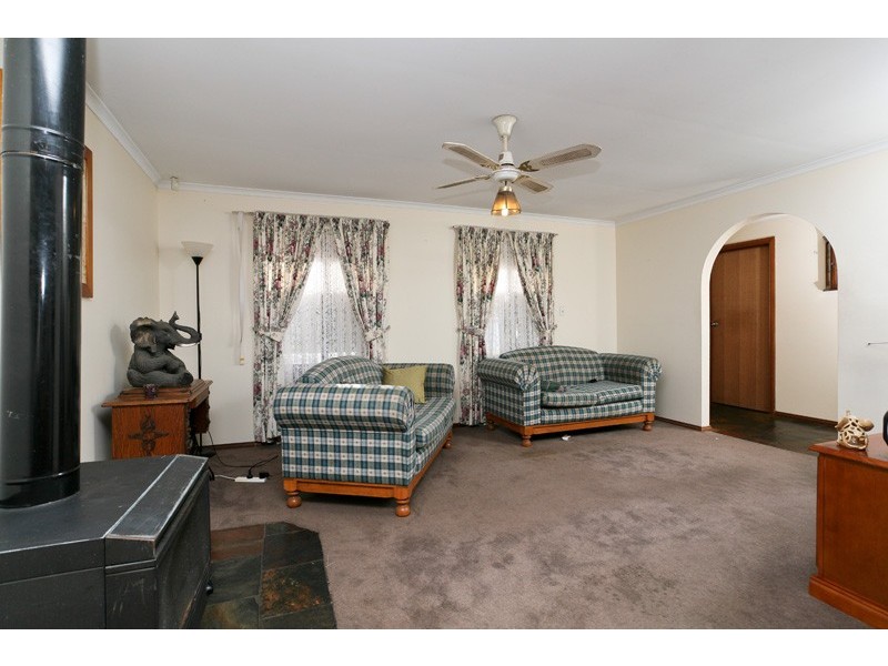 23 Parkview Avenue, Salisbury Downs SA 5108