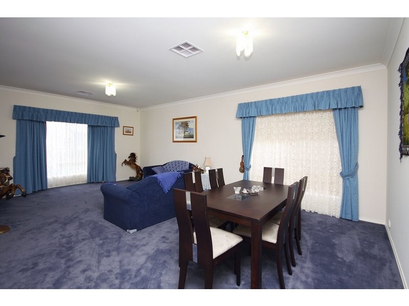 5  Hannah Road, Munno Para West SA 5115