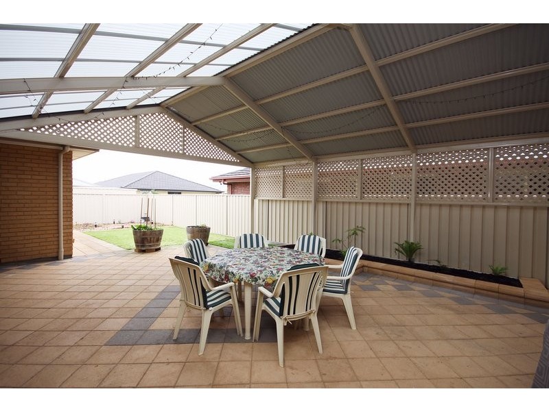 5  Hannah Road, Munno Para West SA 5115