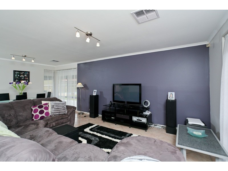 4 Manorhall Court, Salisbury Heights SA 5109