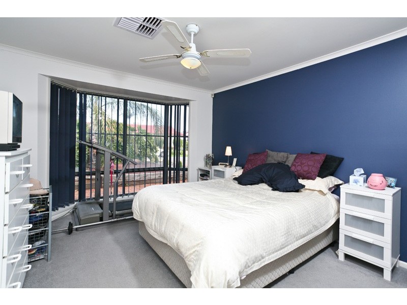 4 Manorhall Court, Salisbury Heights SA 5109