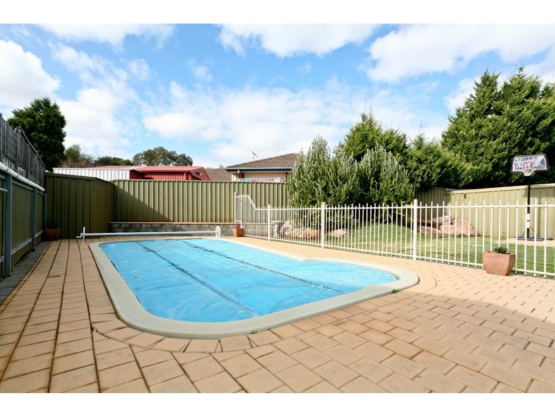 4 Manorhall Court, Salisbury Heights SA 5109