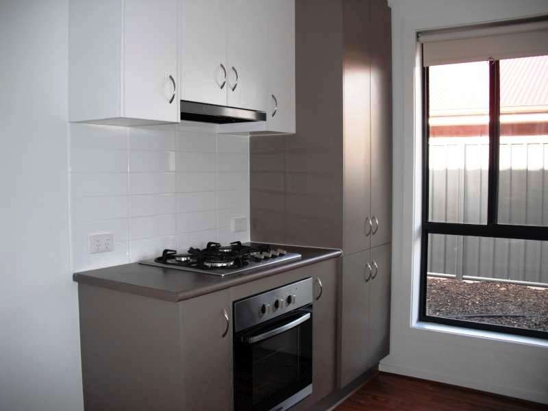 43 Coonawarra Avenue, Andrews Farm SA 5114