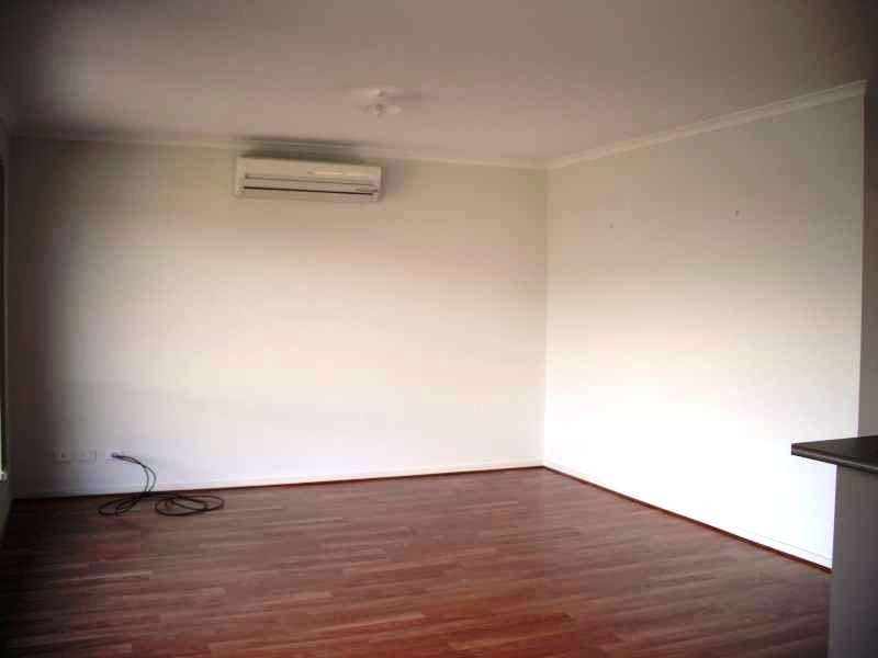 43 Coonawarra Avenue, Andrews Farm SA 5114