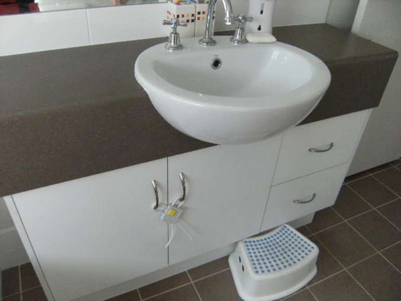 43 Coonawarra Avenue, Andrews Farm SA 5114