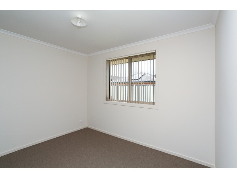 27 Lakeside Drive, Andrews Farm SA 5114