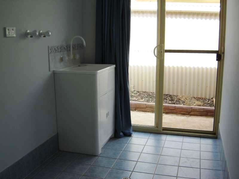 28 Kingate Boulevard, Blakeview SA 5114