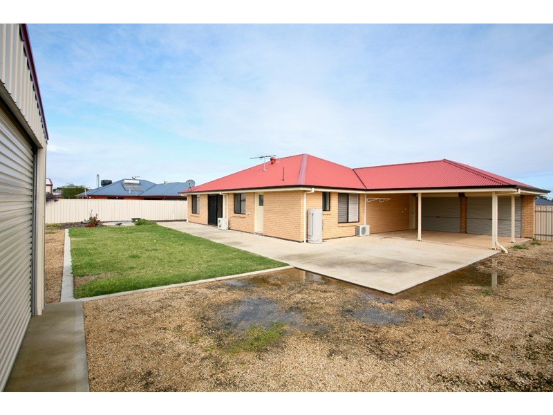 18 Gameau Rd, Two Wells SA 5501