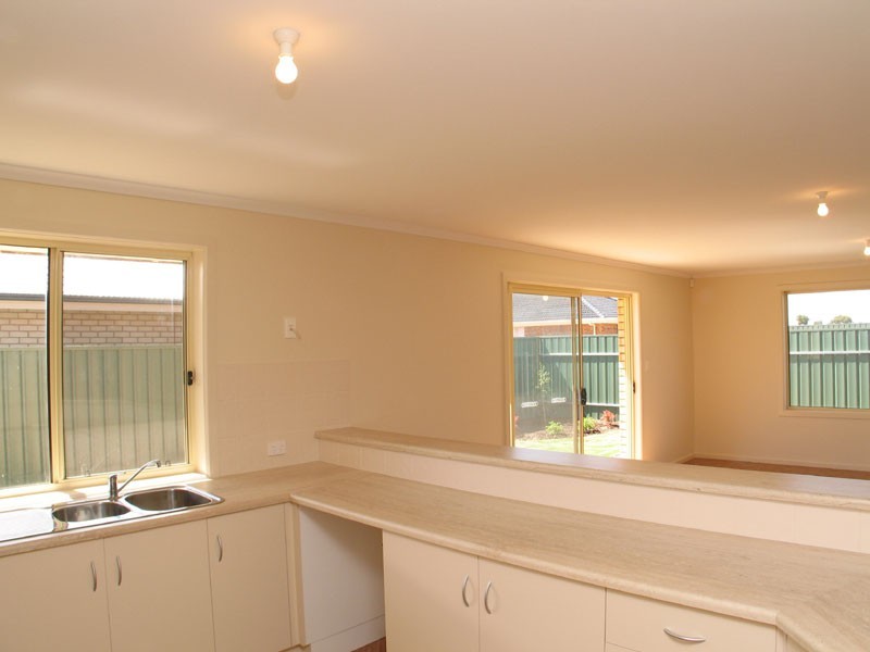 PROPERTY LEASED, Munno Para West SA 5115