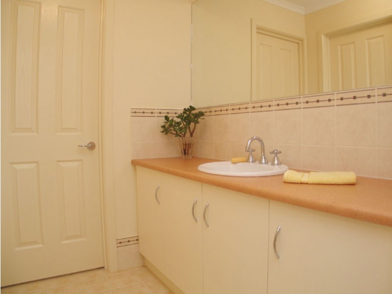 PROPERTY LEASED, Munno Para West SA 5115