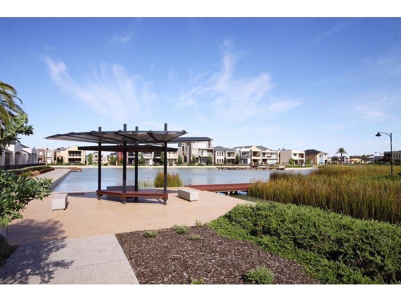 13 Isla Circuit, Mawson Lakes SA 5095