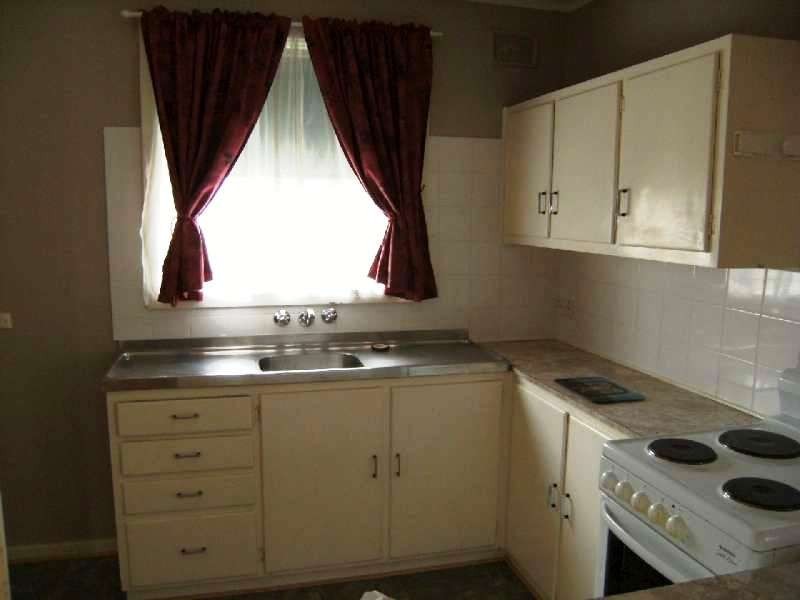 2 Fortress Street, Elizabeth Downs SA 5113