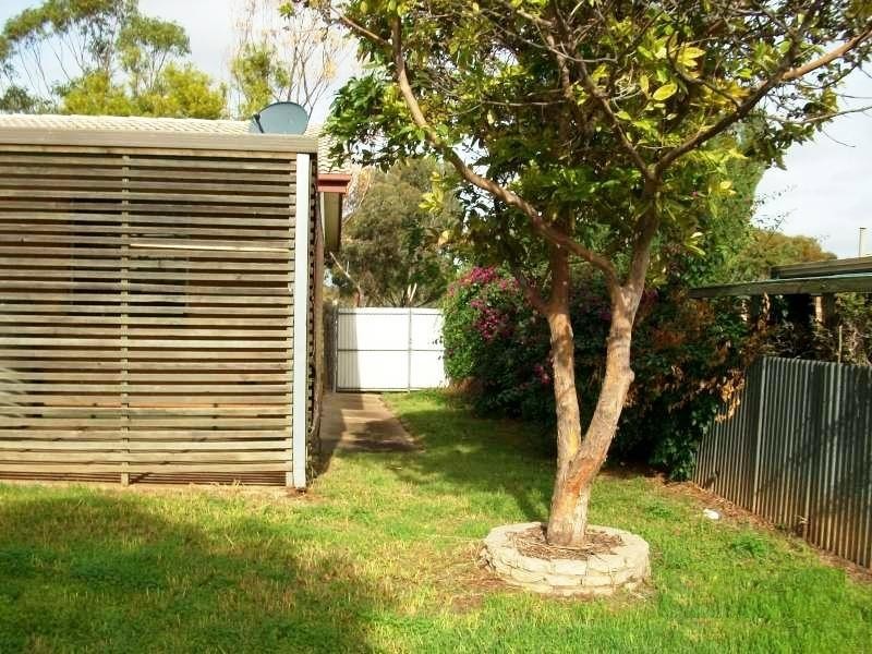 2 Fortress Street, Elizabeth Downs SA 5113