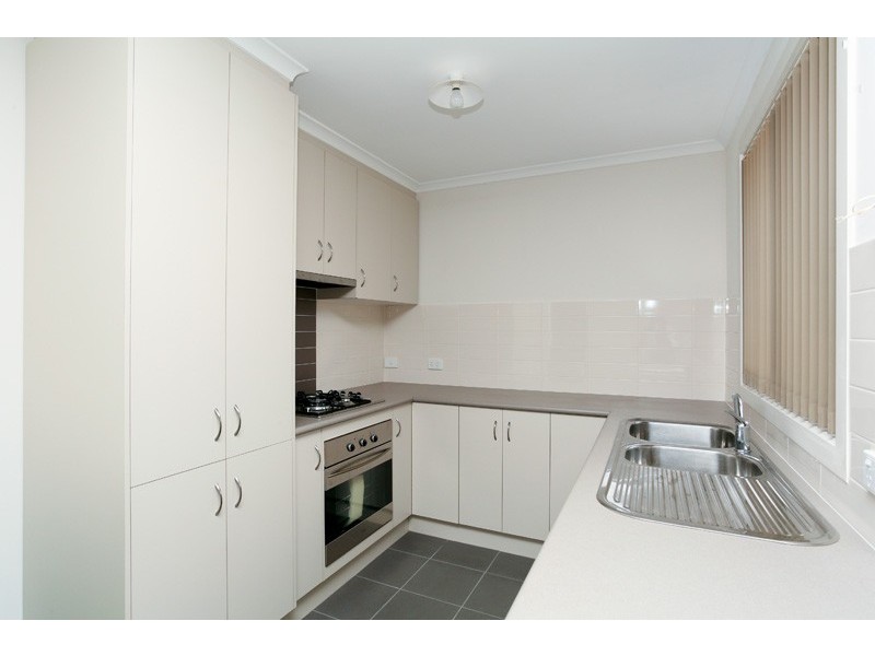 27 Lakeside Drive, Andrews Farm SA 5114