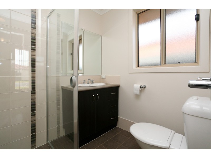 27 Lakeside Drive, Andrews Farm SA 5114