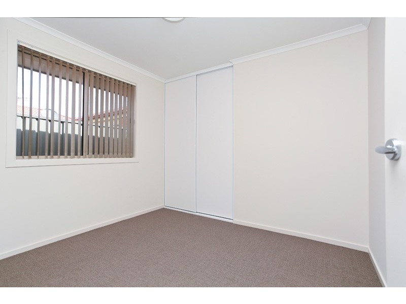 27 Lakeside Drive, Andrews Farm SA 5114