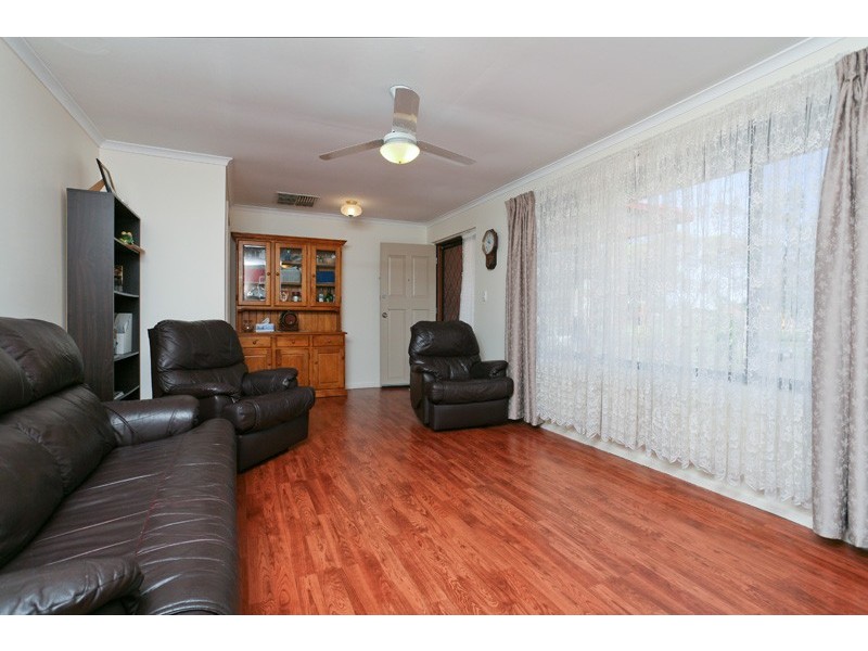 26 Hindmarsh Boulevard, Evanston Gardens SA 5116