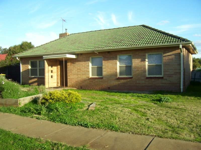 4 Kentish Road, Elizabeth Downs SA 5113