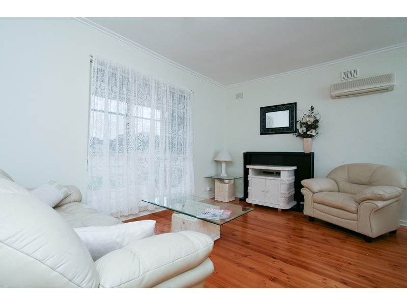 34 Harvey Road, Elizabeth South SA 5112