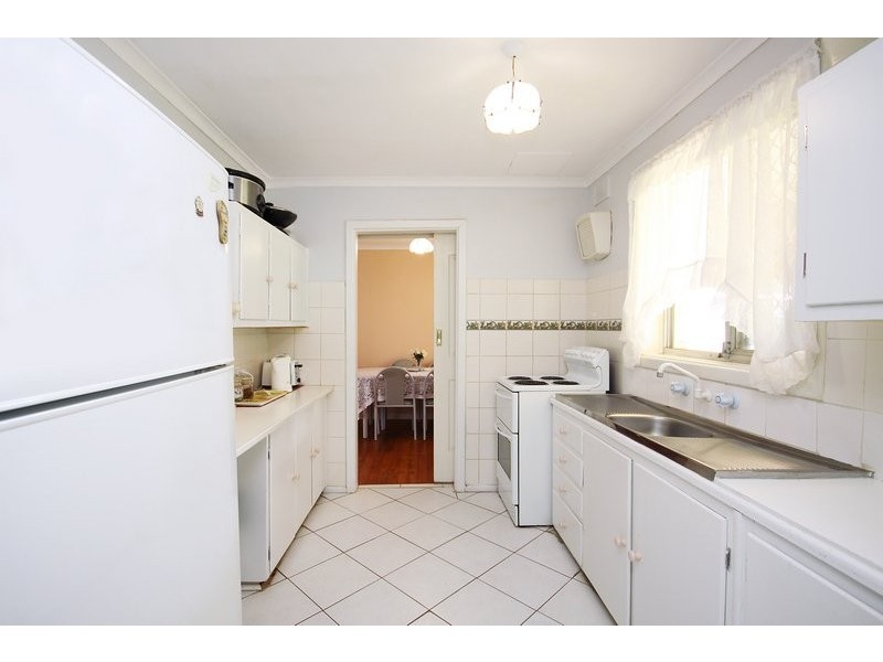 5 Preston Street, Elizabeth Downs SA 5113