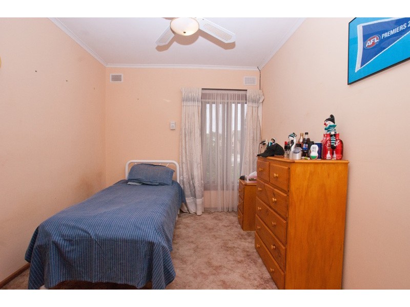 8 Southan Street, Smithfield Plains SA 5114