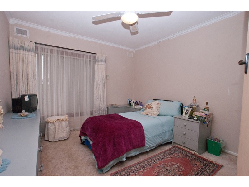 8 Southan Street, Smithfield Plains SA 5114