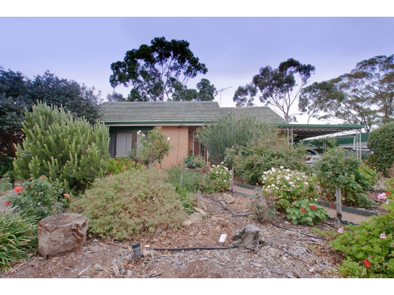 8 Southan Street, Smithfield Plains SA 5114