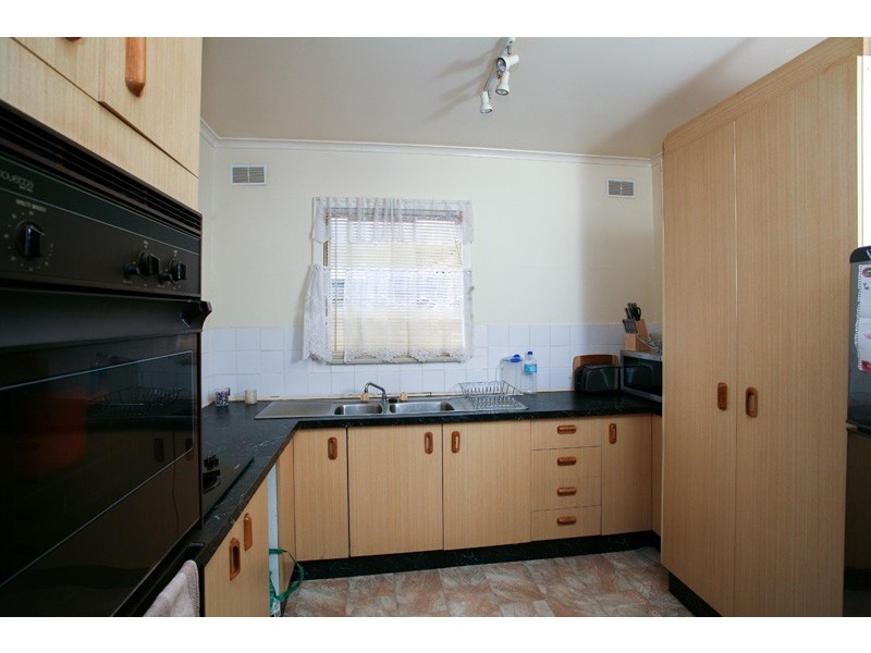 28 Vincent Road, Smithfield Plains SA 5114