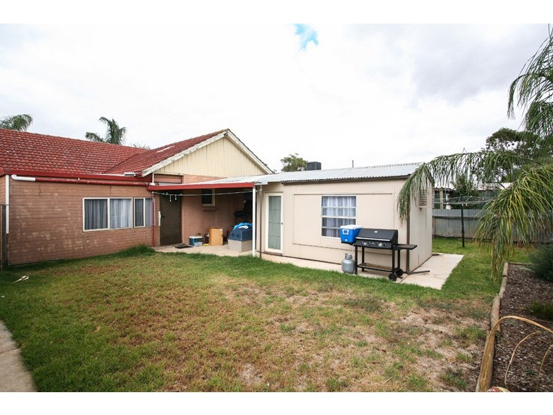28 Vincent Road, Smithfield Plains SA 5114
