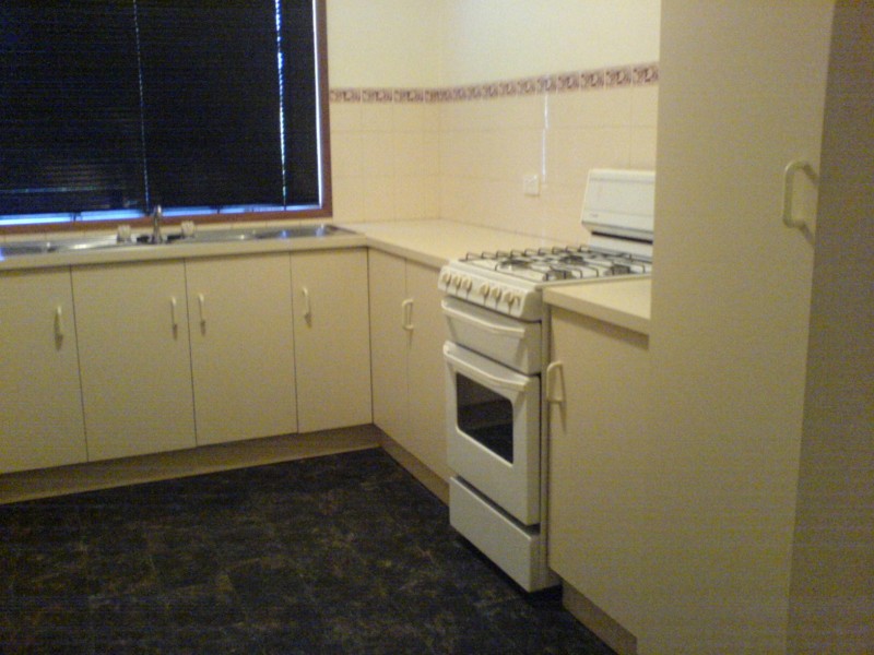 6 KENSINGTON MEWS, Hillbank SA 5112