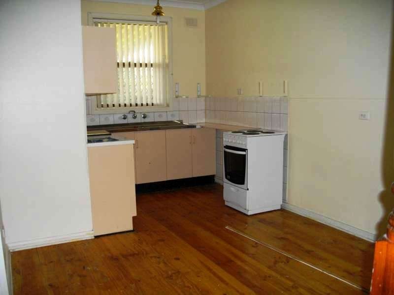 36 UNDERDOWN ROAD, Elizabeth South SA 5112