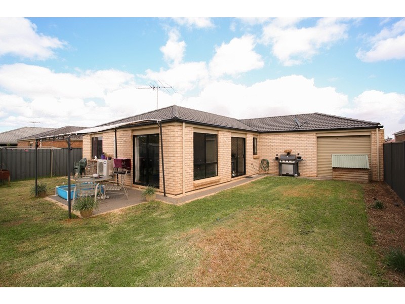 3 Robe Street, Andrews Farm SA 5114