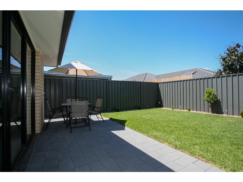 43 Flannery Crescent, Andrews Farm SA 5114