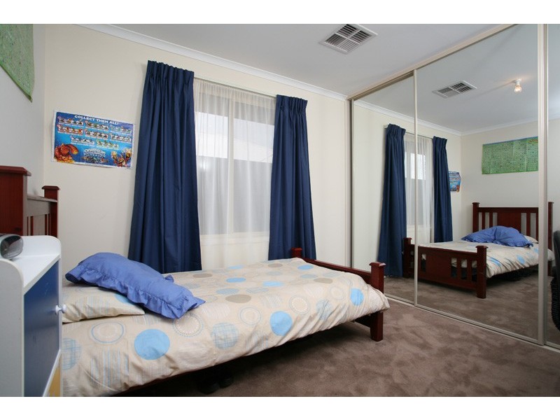 6 Gino Drive, Blakeview SA 5114