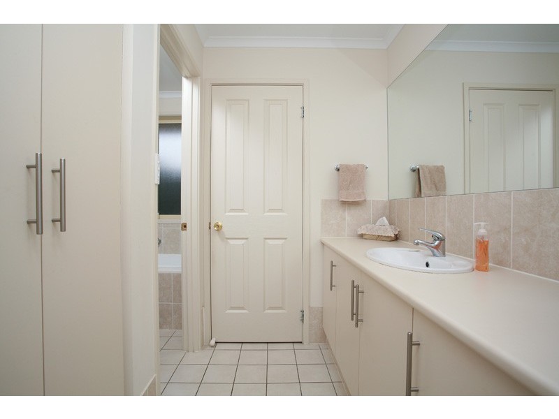 6 Gino Drive, Blakeview SA 5114