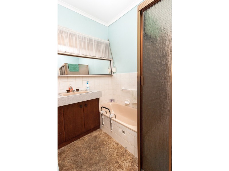 4 Kerry Street, Salisbury Downs SA 5108