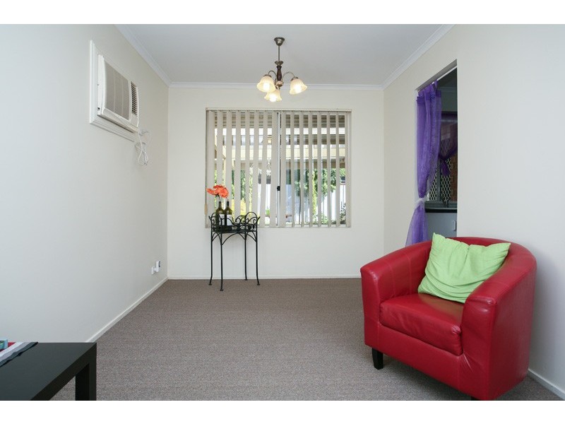 27 Holmes Street, Willaston SA 5118