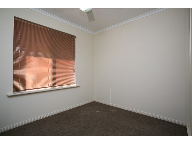 4 Oriana Court, Smithfield SA 5114