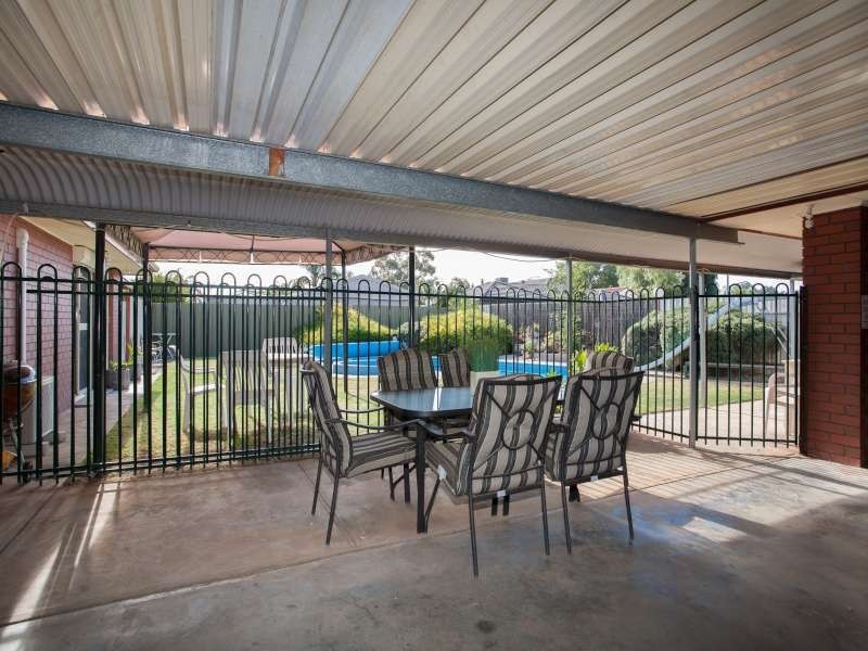 15 Hoss Court, Munno Para West SA 5115