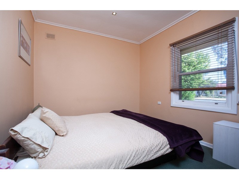 35 Mofflin Road, Elizabeth Grove SA 5112