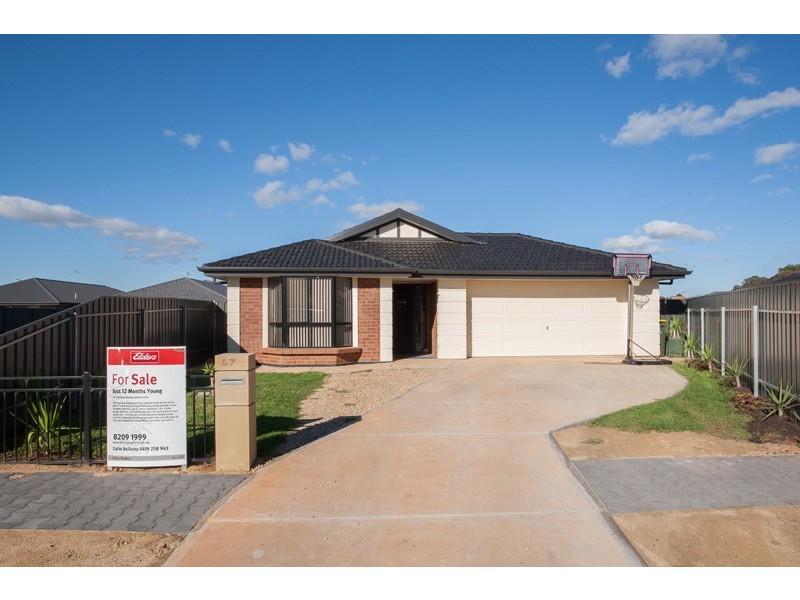 47 Coonawarra Avenue, Andrews Farm SA 5114