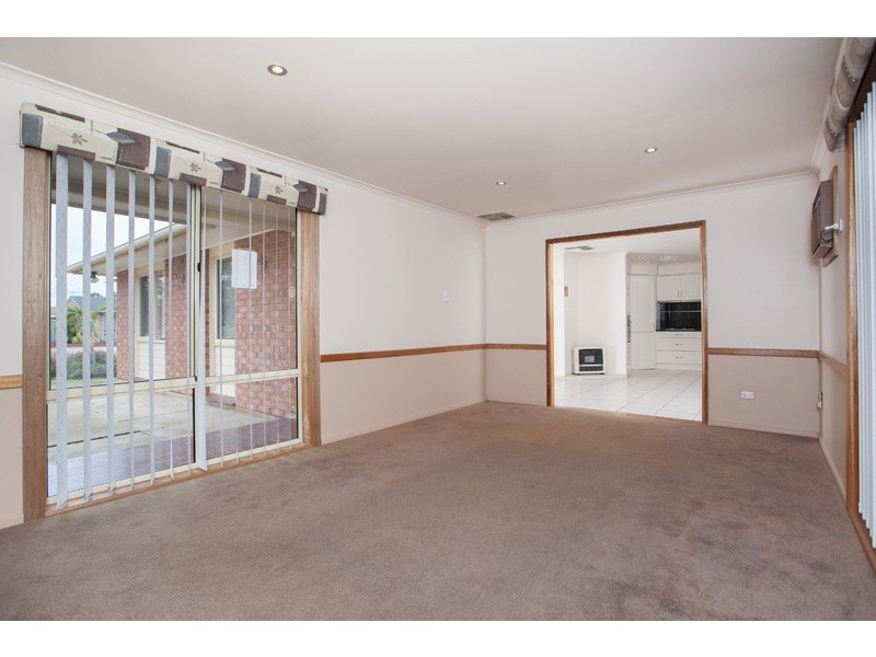 50 Bagalowie Crescent, Smithfield SA 5114