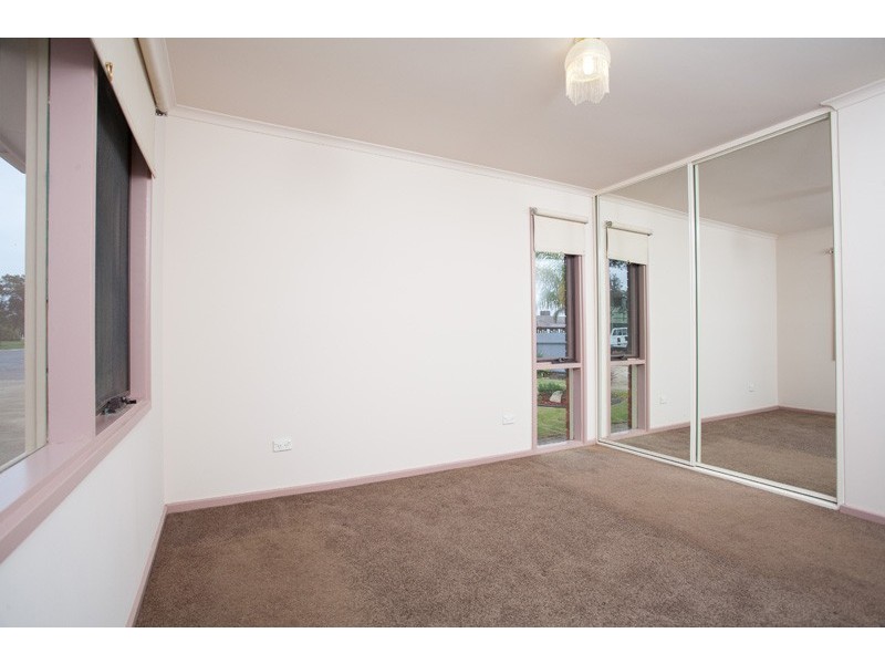 50 Bagalowie Crescent, Smithfield SA 5114